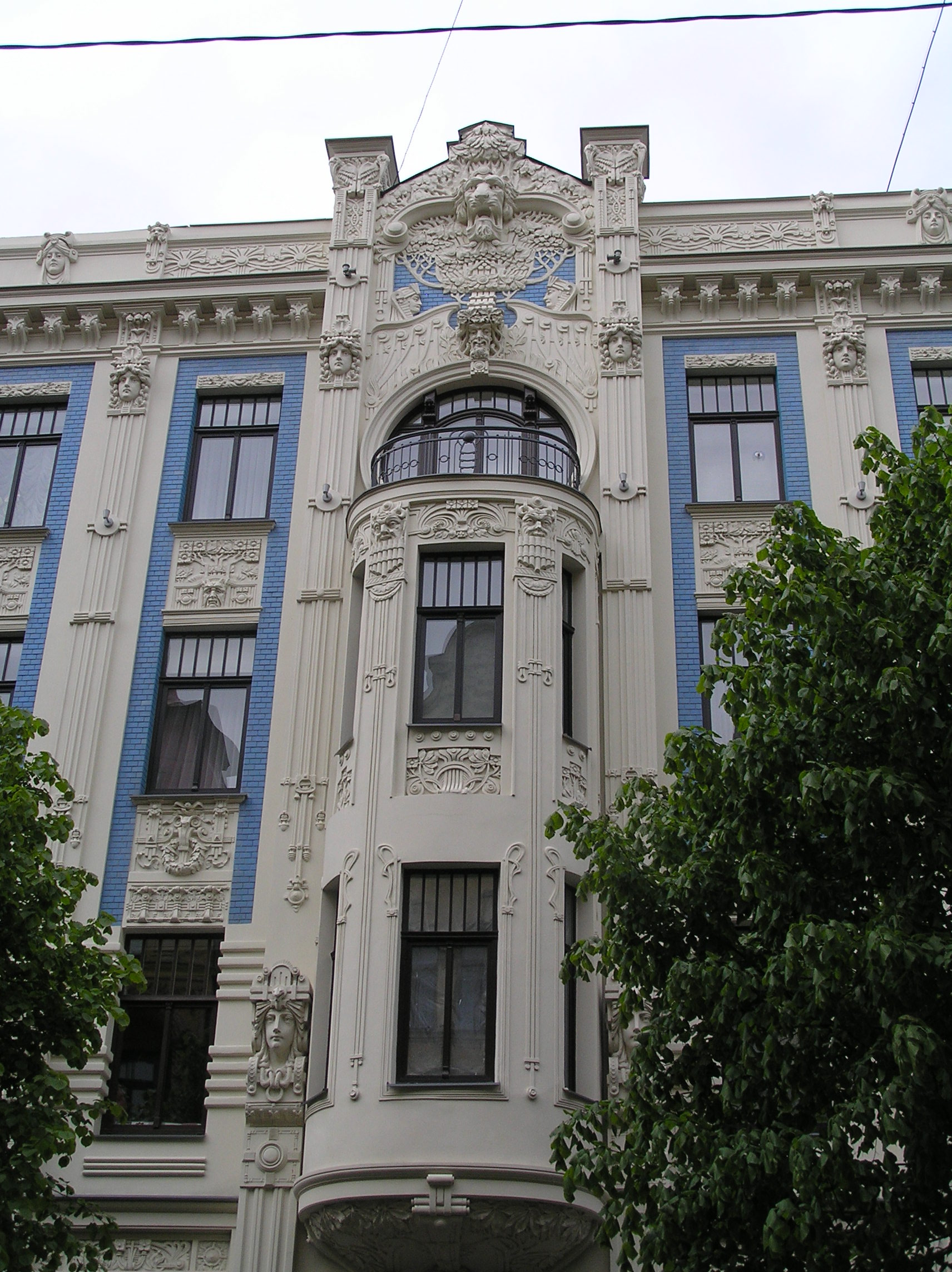 art nouveau buildings riga latvia