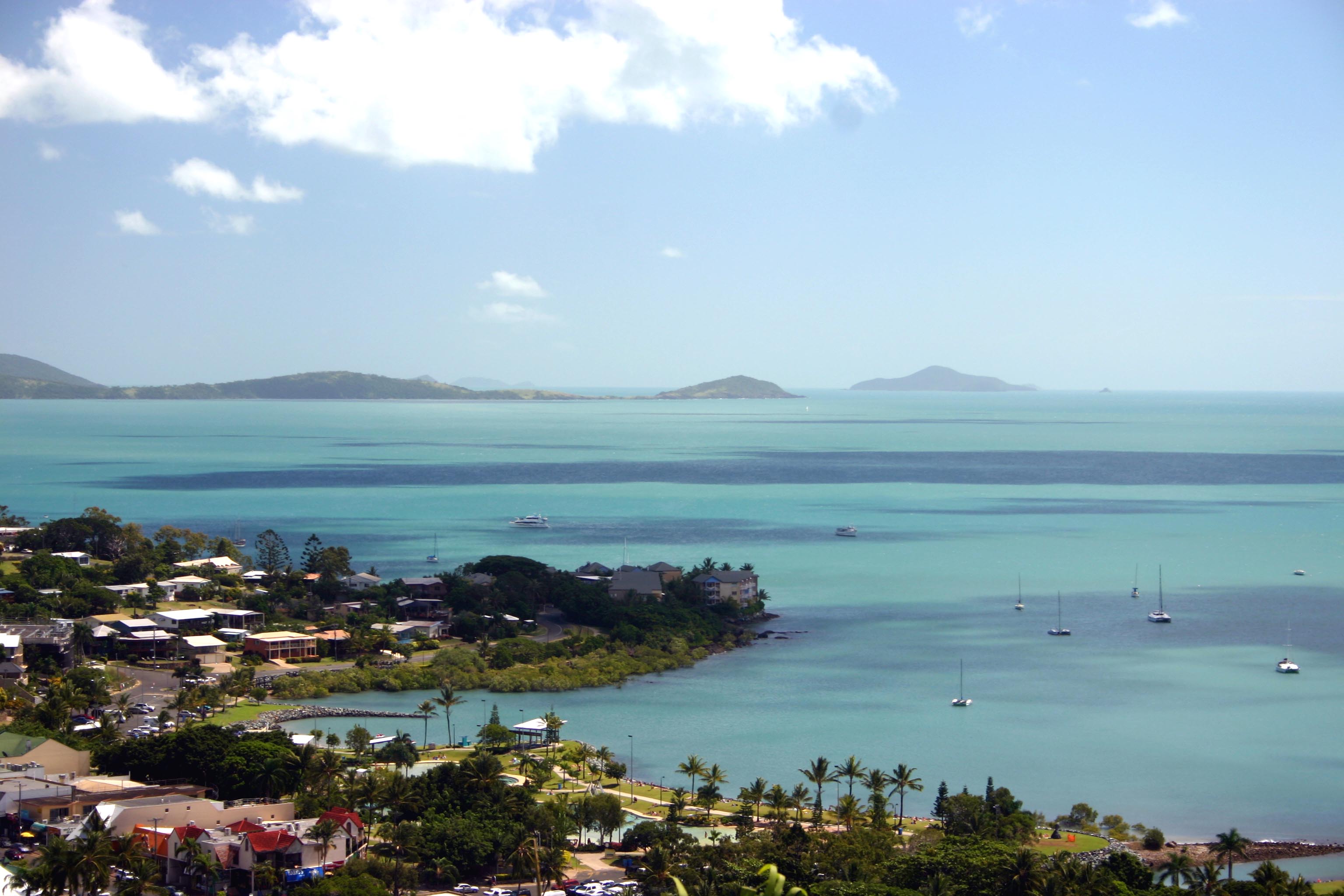 Airlie Beach: For Your Convenience