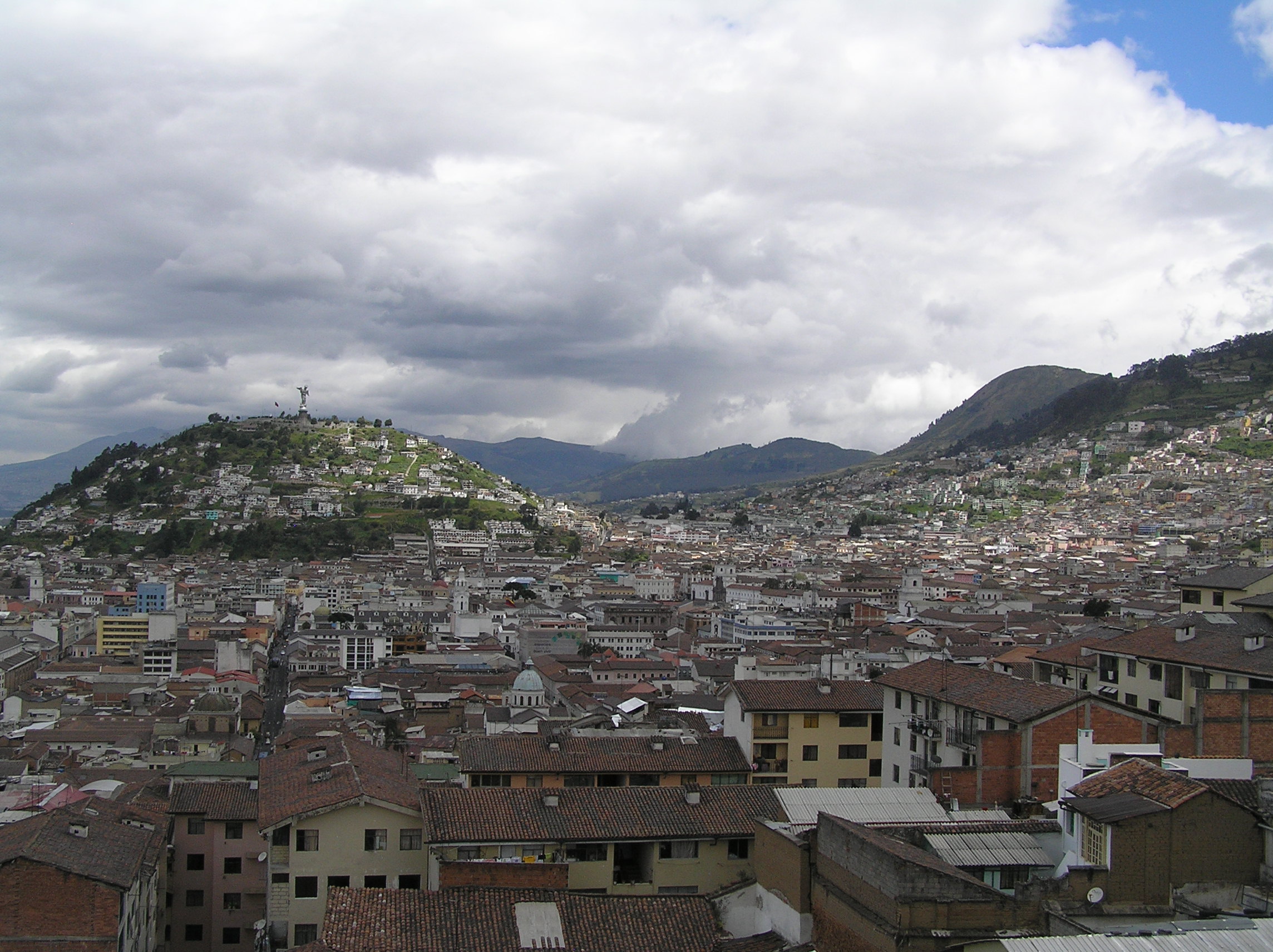 what to see do old town quito ecuador