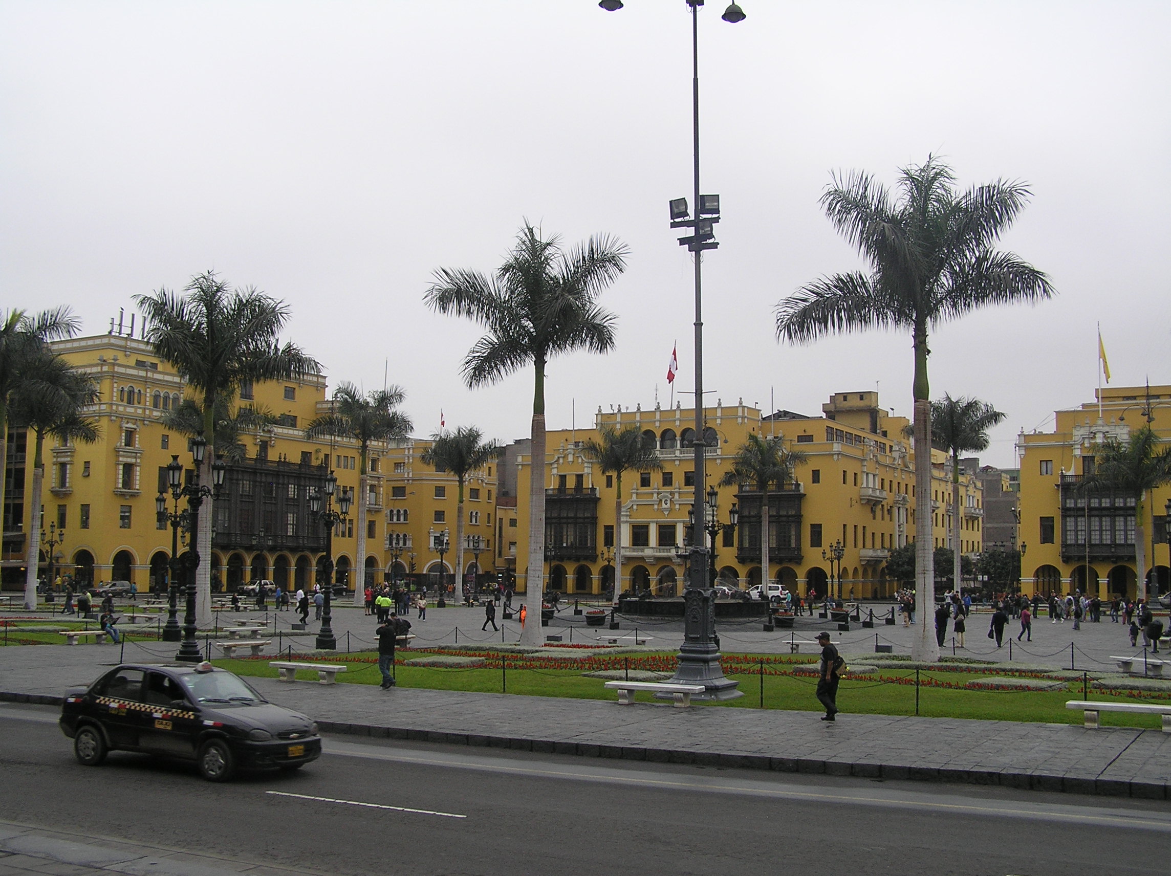 what to do see old town lima peru