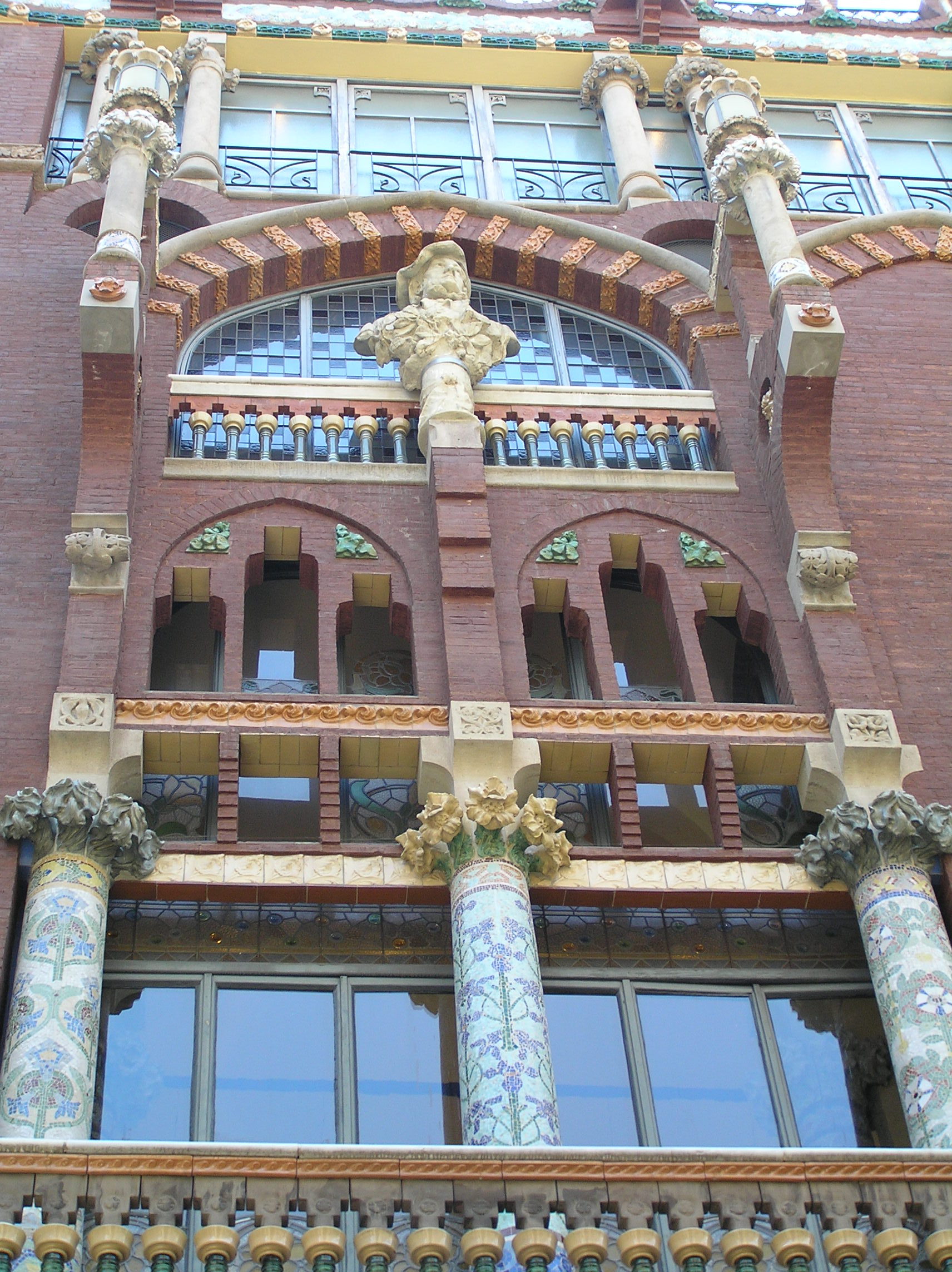 facade palau de la musica catalana barcelona spain