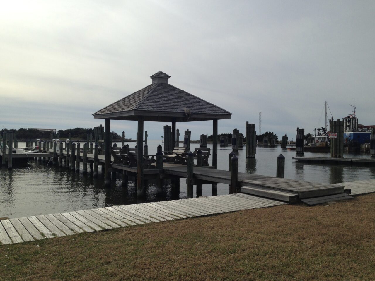 what to do see ocracoke town outer banks north carolina usa