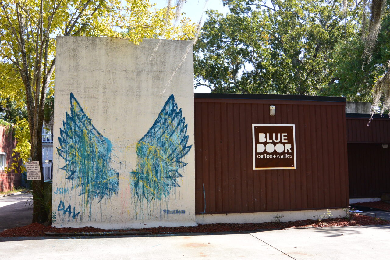 arty hipster starland neighbourhood savannah georgia usa