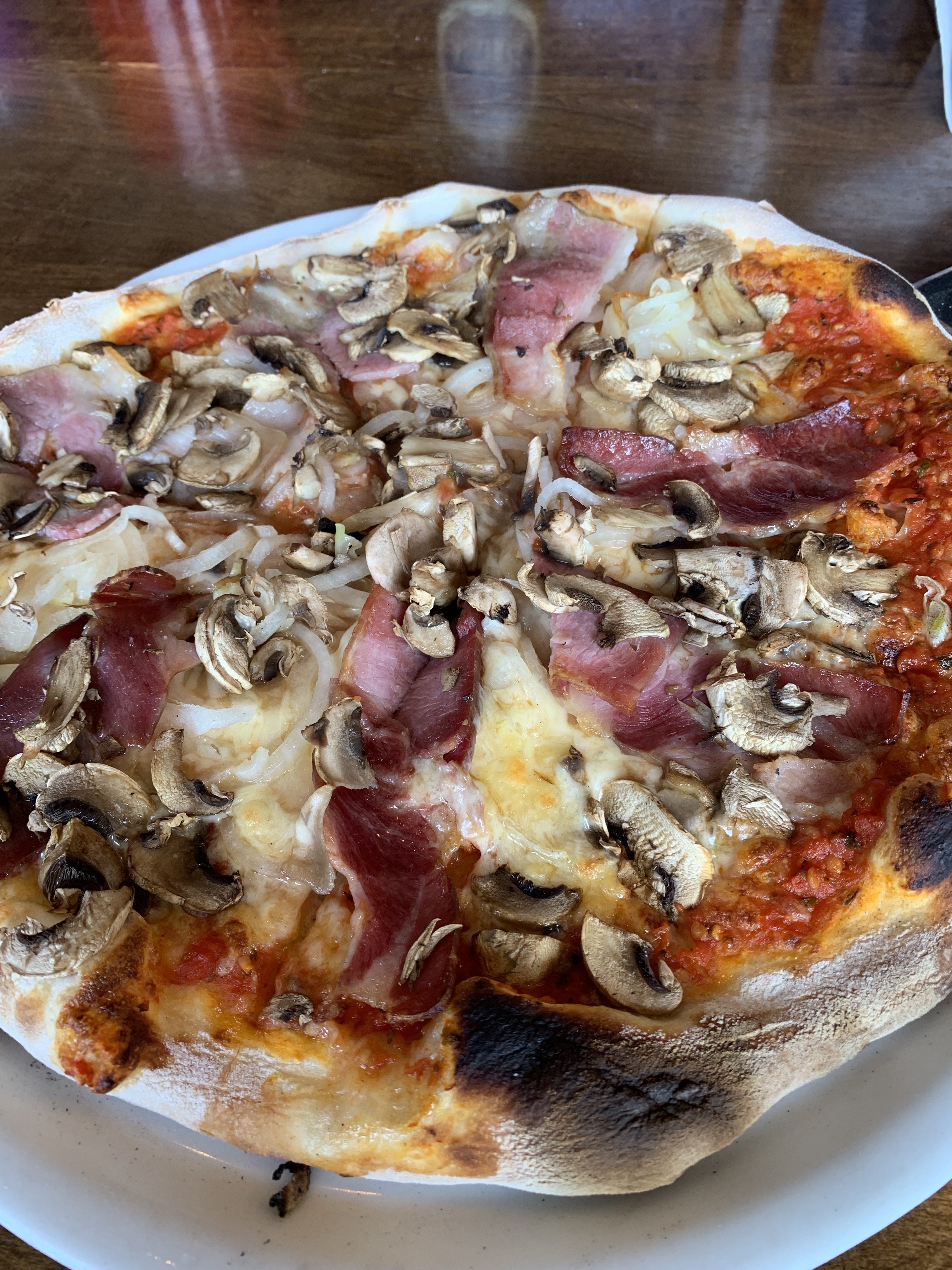 italian pizza restaurant mesita grande punta arenas chile antarctica