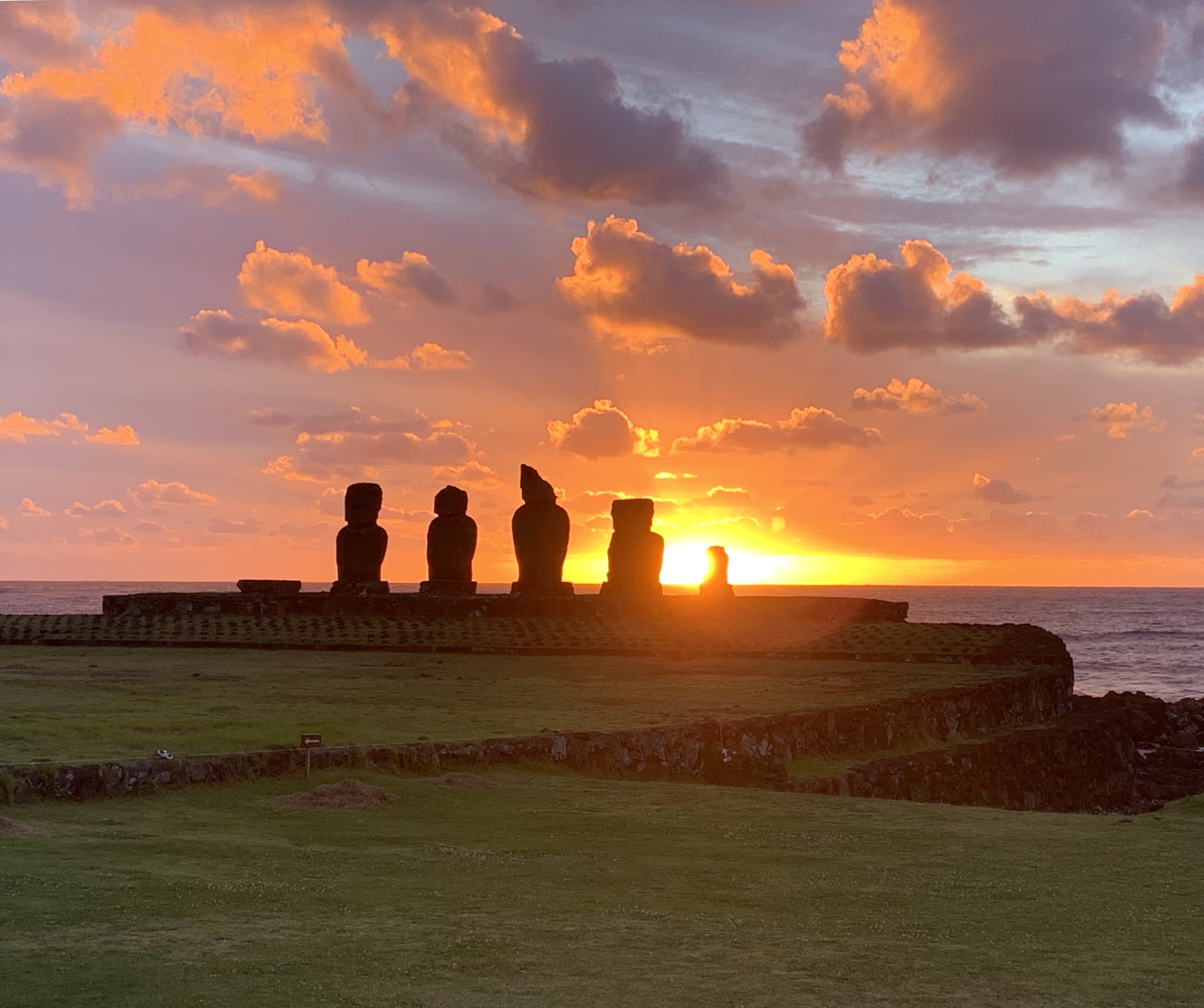 Easter Island Central